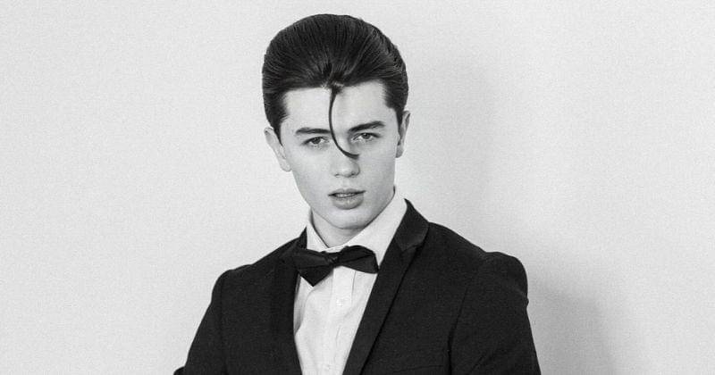 Instagram.com/elliotjamesreay